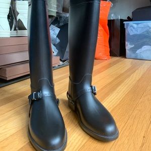 NWT GIVENCHY RAINBOOTS SZ 36